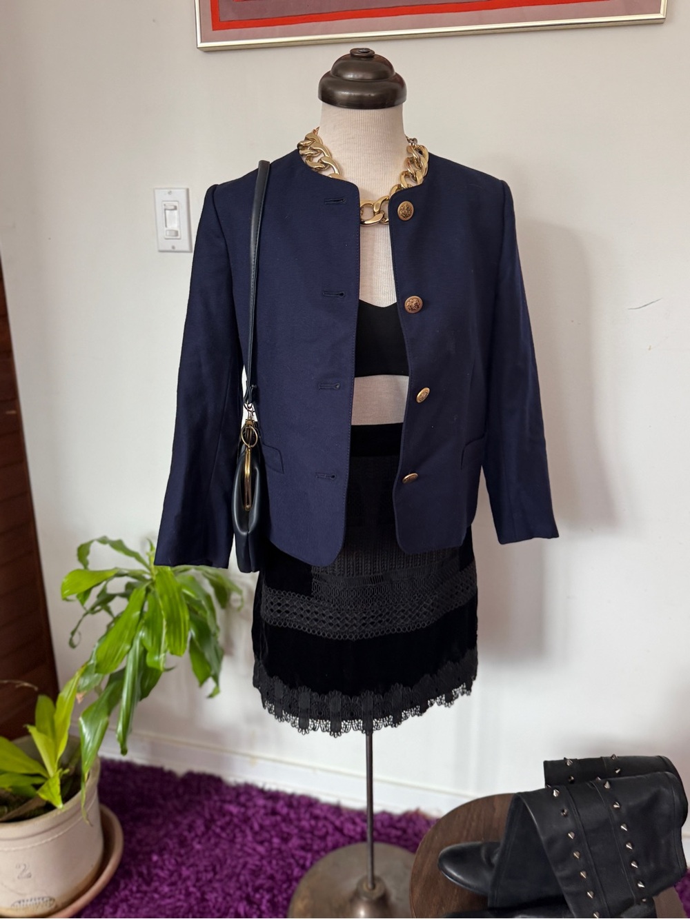 80s OLD-MONEY PREP ā Vintage Navy Wool Blazer ā Gold Crest Buttons